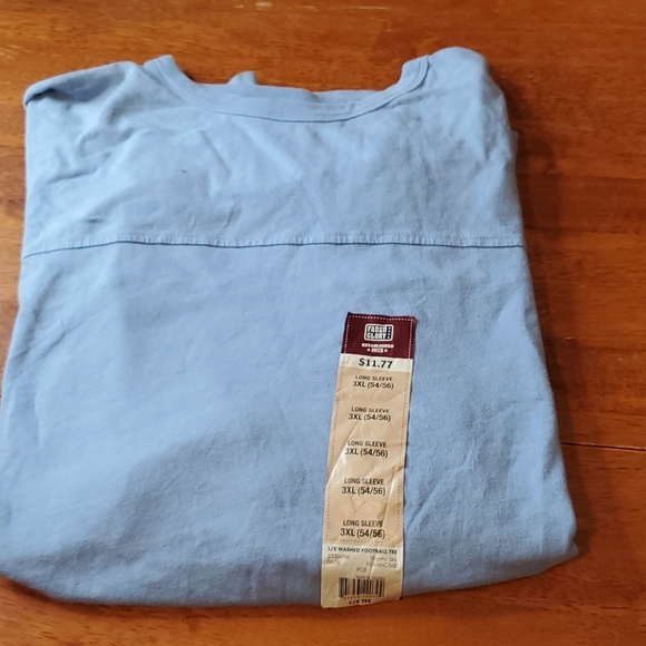 T-shirt - Picture 1 of 2